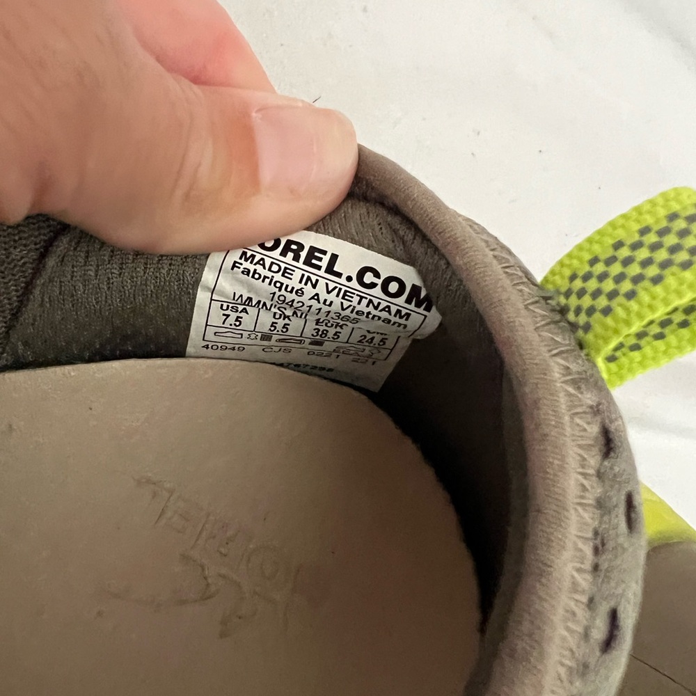 Sorel - Picture 4 of 5